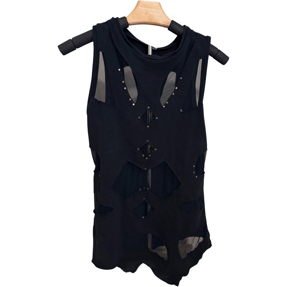 Black Sleeveless Cutout Top